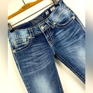 Miss Me Woman’s Skinny Jeans Size: 26